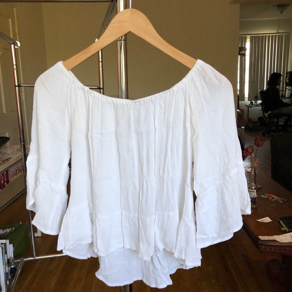 Off-the-Shoulder Flowy Top - Picture 2 of 4